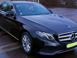 Schwarz Gebraucht 2016 Mercedes E200 Avantgarde Limousine | 18.950 € (Fairer Preis)