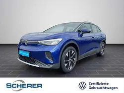 Blue dusk metallic schwarz (metallic) Gebraucht 2022 VW ID.4 Pro Performance SUV | 23.690 € (Superpreis)