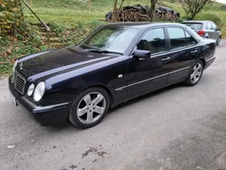 Mercedes E280