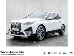 Weiß Gebraucht 2022 BMW iX M Sport SUV | 41.995 € (Guter Preis)