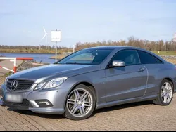 Grau Gebraucht 2011 Mercedes E350 Coupé | 6.999 €