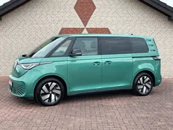 Grün Gebraucht 2022 VW ID. Buzz Pro Van | 58.990 €