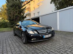 Schwarz Gebraucht 2010 Mercedes E350 Cabrio | 14.000 €