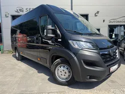 Grau Gebraucht 2024 Opel Movano Van | 34.999 € (Teuer)