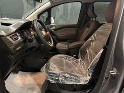 Grau metallic Neu 2025 Renault Kangoo Van / Kleinbus | 26.971 € (Superpreis)