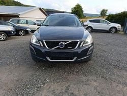 Grau Gebraucht 2011 Volvo XC60 R-Design SUV | 10.600 € (Fairer Preis)