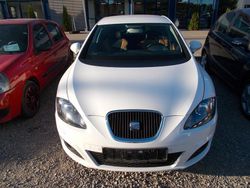 Weiß Gebraucht 2010 Seat Leon Sport Kleinwagen | 5.990 € (Teuer)