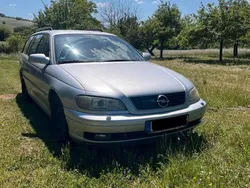 Silber Gebraucht 2003 Opel Omega Kombi | 1.200 € (Superpreis)
