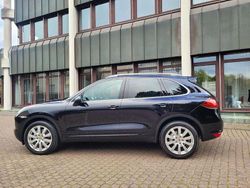 Tiefschwarz Gebraucht 2011 Porsche Cayenne S SUV | 27.900 € (Fairer Preis)
