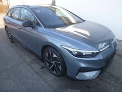 Blau Gebraucht 2025 VW ID.7 Pro Kombi | 44.500 € (Superpreis)