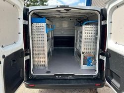 Weiß Gebraucht 2018 Opel Vivaro Van | 14.300 € (Guter Preis)