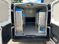 Weiß Gebraucht 2018 Opel Vivaro Van | 14.300 € (Guter Preis)