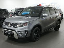 Galactic/cosmic black Gebraucht 2018 Suzuki Vitara Comfort+ SUV | 16.490 € (Fairer Preis)