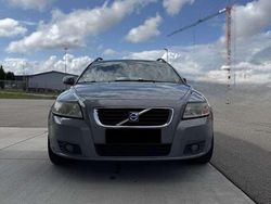 Silber Gebraucht 2008 Volvo V50 Kombi | 2.500 € (Fairer Preis)