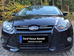 Schwarz Gebraucht 2014 Ford Focus Titanium Kombi | 5.100 €