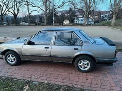 Silber Gebraucht 1988 Opel Ascona Limousine | 3.600 €