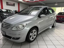 Silber Gebraucht 2005 Mercedes B180 Van / Kleinbus | 3.990 € (Etwas zu teuer)
