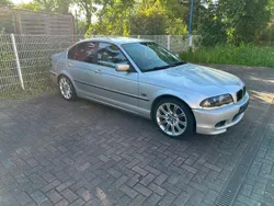Silber Gebraucht 1999 BMW 320 Limousine | 2.200 € (Superpreis)