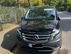 Schwarz Gebraucht 2020 Mercedes Vito Van / Kleinbus | 21.200 € (Guter Preis)