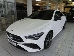 Weiß Gebraucht 2024 Mercedes CLA200 AMG Coupé | 36.980 € (Fairer Preis)