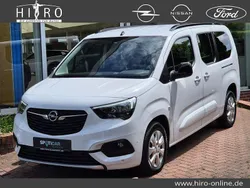 Weiß Gebraucht 2023 Opel Combo-e Life XL Ultimate Van / Kleinbus | 25.990 € (Fairer Preis)