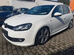 Weiß Gebraucht 2011 VW Golf VI Highline Limousine | 5.990 € (Etwas zu teuer)