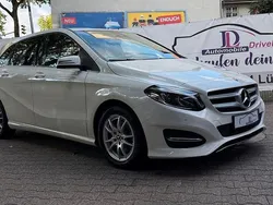 Weiß Gebraucht 2017 Mercedes B220 Van / Kleinbus | 17.999 € (Guter Preis)