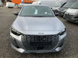 Grau Neu 2025 Peugeot e-208 GTi Kleinwagen | 29.900 €