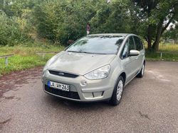 Gold Gebraucht 2009 Ford S-MAX Trend Van / Kleinbus | 4.800 €