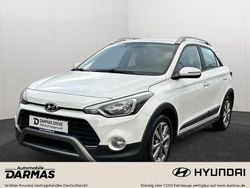 Weiß Gebraucht 2020 Hyundai i20 Active Limousine | 13.489 € (Fairer Preis)