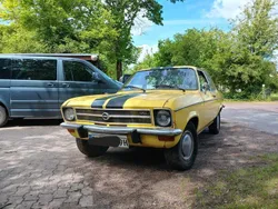 Gelb Gebraucht 1973 Opel Ascona S Limousine | 3.800 €