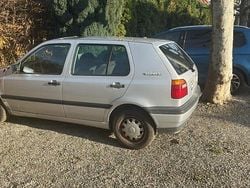 Grau Gebraucht 1991 VW Golf III Kleinwagen | 2.200 €