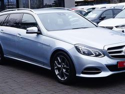 Diamantsilber metalliclack Gebraucht 2013 Mercedes E200 Kombi | 14.399 €