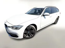 Alpinweiss Gebraucht 2018 BMW 318 Sport Line Kombi | 20.514 € (Fairer Preis)