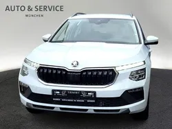 Weiß Neu 2025 Skoda Kamiq Selection SUV | 29.960 € (Fairer Preis)