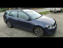 Blau Gebraucht 2015 VW Golf VII Trendline Kombi | 6.500 € (Guter Preis)