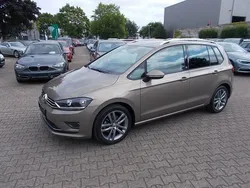 Gold Gebraucht 2017 VW Golf VII Sound Limousine | 15.300 € (Fairer Preis)