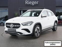 Weiß Gebraucht 2024 Mercedes GLA180 Progressive SUV | 35.479 € (Fairer Preis)