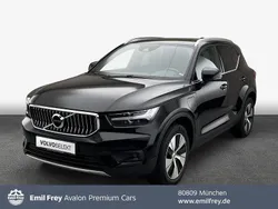 Schwarz Gebraucht 2022 Volvo XC40 Inscription SUV | 28.890 € (Superpreis)