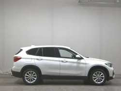 Weiss Gebraucht 2021 BMW X1 Advantage SUV | 17.380 € (Guter Preis)