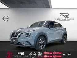 Grau Gebraucht 2024 Nissan Juke N-Connecta SUV | 21.990 € (Fairer Preis)