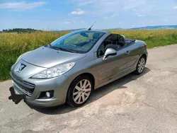 Silber Gebraucht 2011 Peugeot 207 CC Cabrio | 3.999 € (Guter Preis)