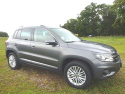 Grau Gebraucht 2015 VW Tiguan Cup SUV | 15.900 € (Fairer Preis)