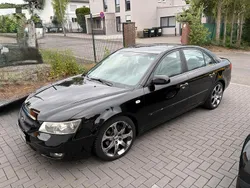 Schwarz Gebraucht 2005 Hyundai Sonata Limousine | 3.550 €