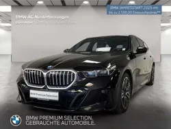 Schwarz Gebraucht 2024 BMW 520 Comfort Edition Kombi | 52.599 € (Guter Preis)