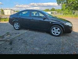 Schwarz Gebraucht 2004 Nissan Primera Limousine | 2.500 € (Etwas zu teuer)