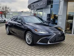 Schwarz (wählbar) Gebraucht 2023 Lexus ES300 Luxury Line Limousine | 26.112 €