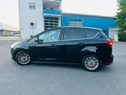 Schwarz Gebraucht 2017 Ford C-MAX Van / Kleinbus | 6.999 €