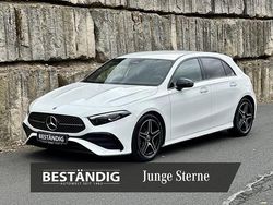Unilack polarweiß Gebraucht 2024 Mercedes A200 AMG Limousine | 30.888 € (Fairer Preis)