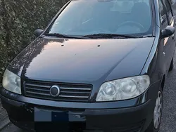Grau Gebraucht 2006 Fiat Punto Dynamic Kleinwagen | 1.400 € (Guter Preis)